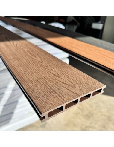 Piso Deck Nogal 220*14,5 a 20mm (Caja 3Unid)