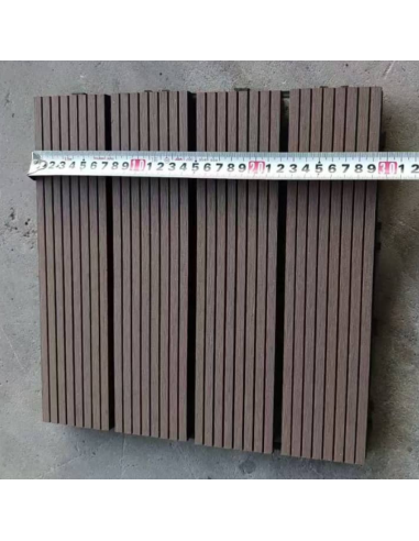 Piso Deck Mod-1 Cedro 30*30 a 22mm (Caja 11Unid)