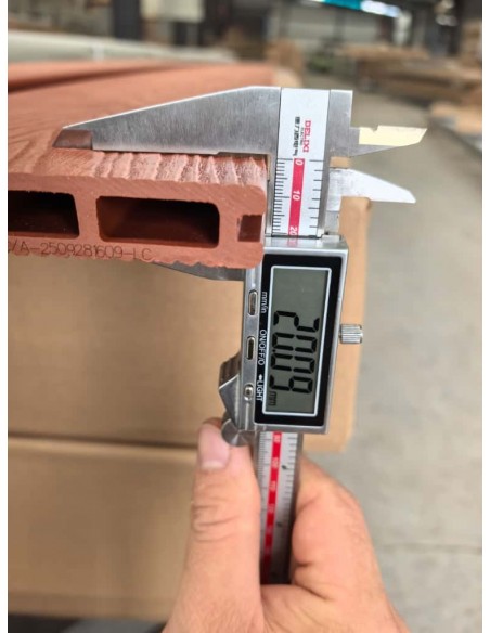 Piso Deck Cedro 220*14.5 a 20mm (Caja 3Unid)