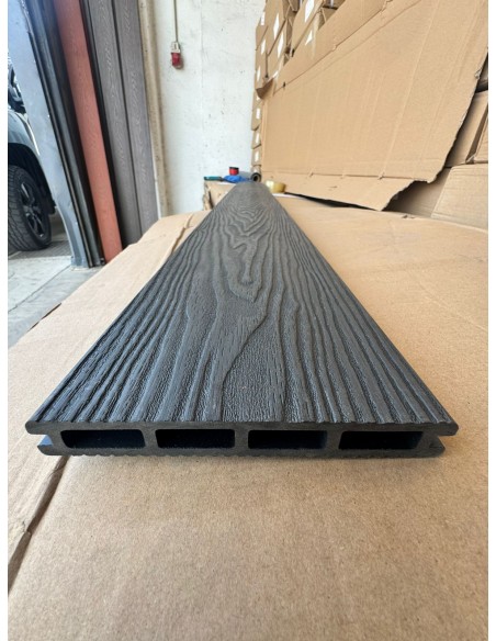 Piso Deck Negro 220*14,5 a 20mm (Caja 3Unid)