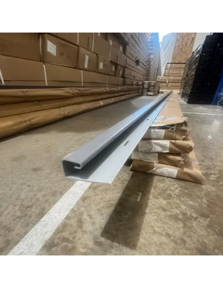 Siding PVC Perfil J Gris 380*2 a 2mm